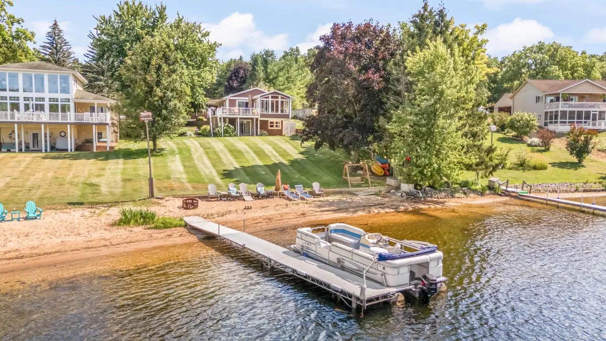2503 N Mundy Avenue, White Cloud, MI 49349 - #1