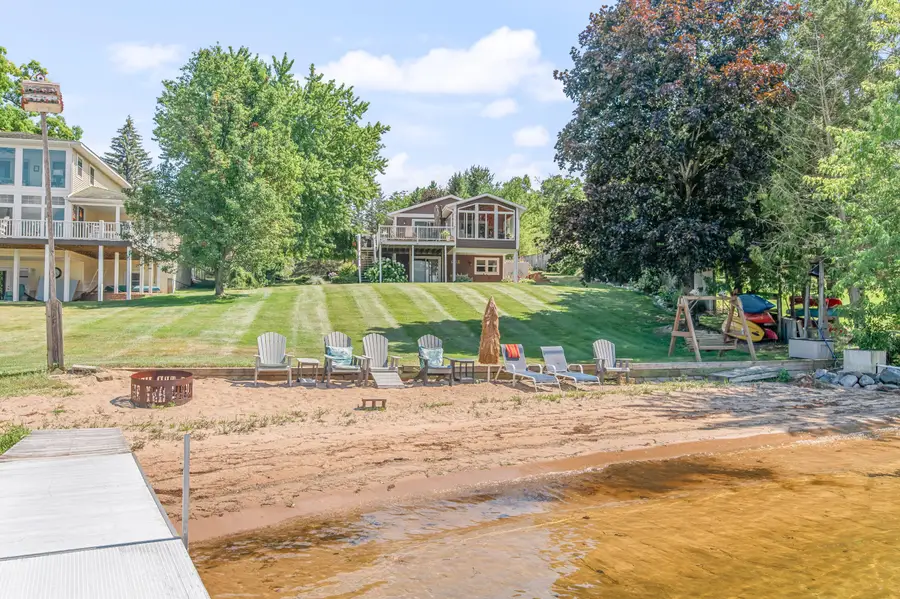 2503 N Mundy Avenue, White Cloud, MI 49349 - #3