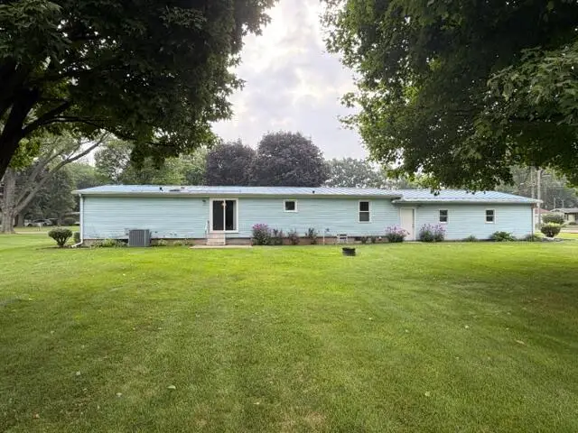 202 S Elm, White Pigeon, MI 49099 - #2
