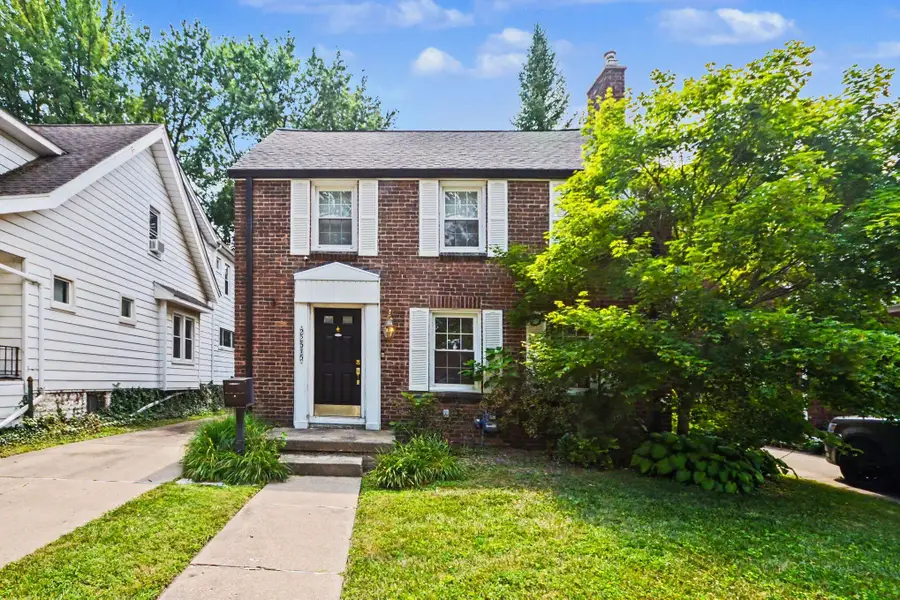 22515 Gregory Street, Dearborn, MI 48124 - #2