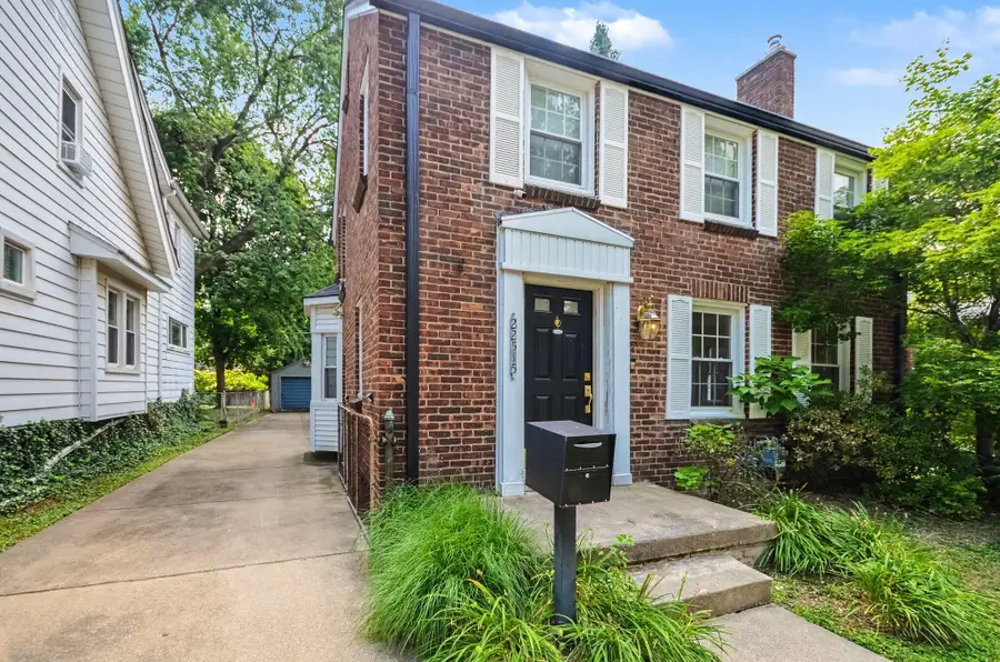 22515 Gregory Street, Dearborn, MI 48124 - #3