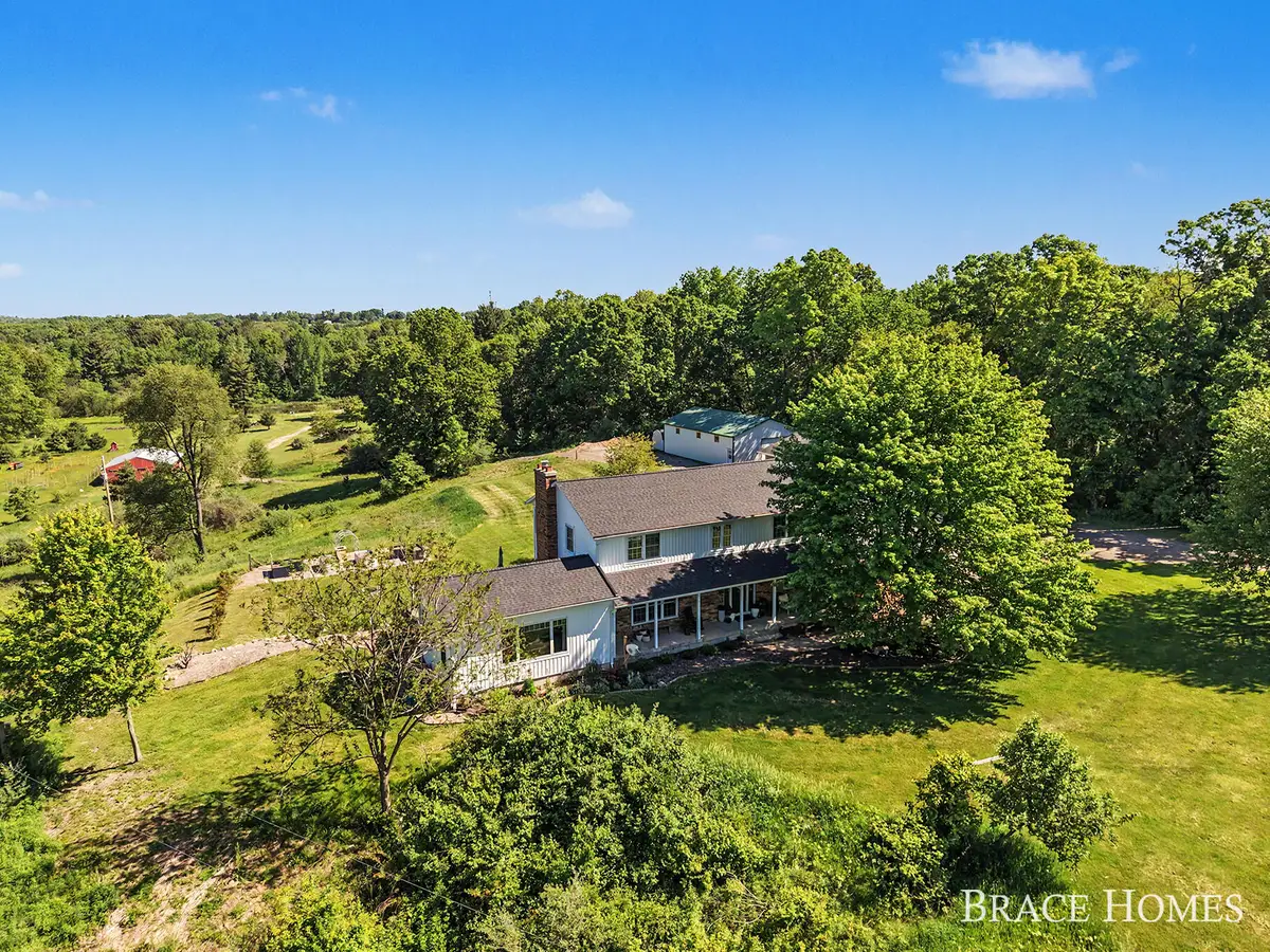5685 11 Mile Road Ne #A, Rockford, MI 49341 - #1
