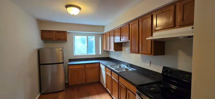 1890 Axtell Drive #5, Troy, MI 48084 - #2