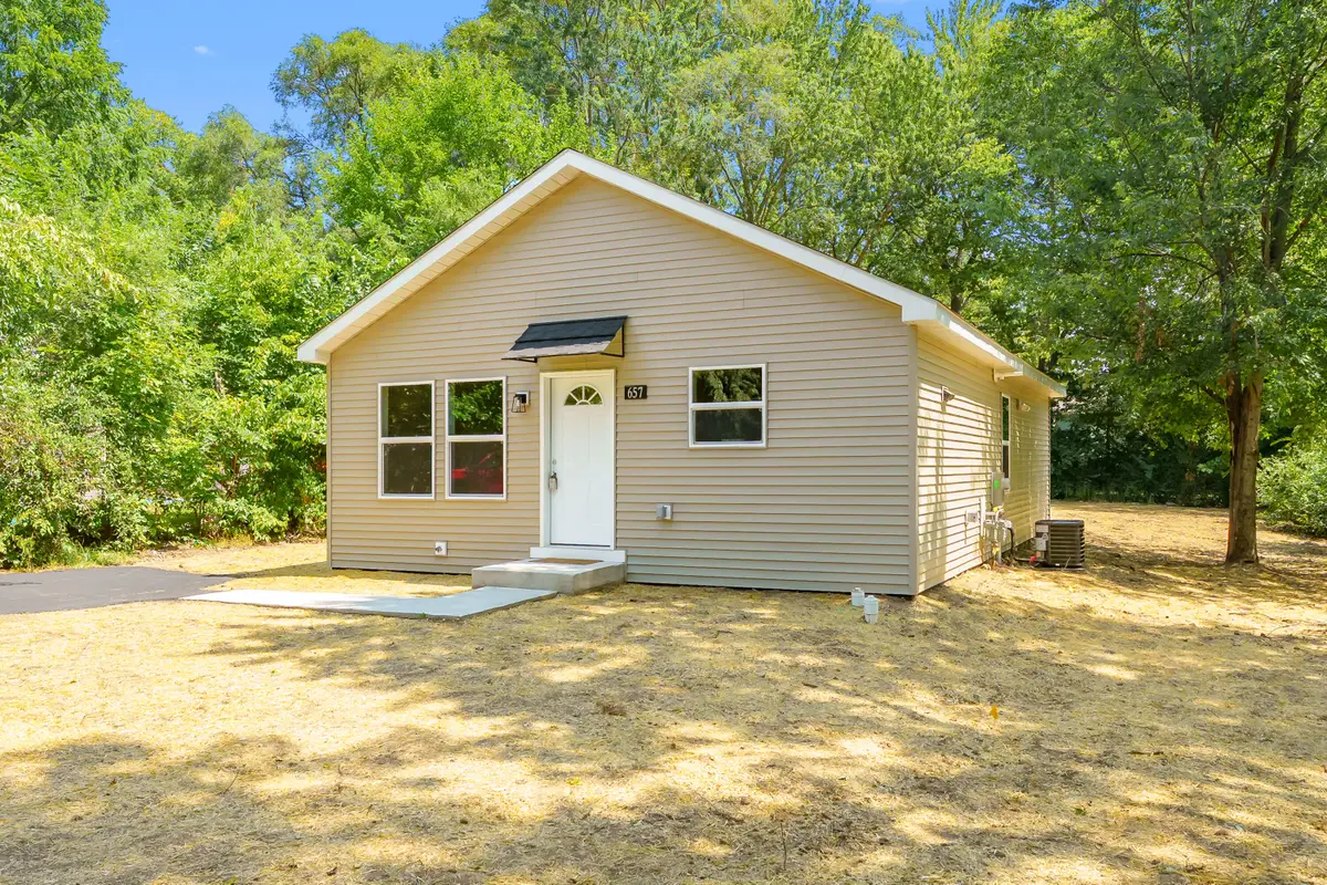 657 Azuba Avenue, Kalamazoo, MI 49048 - #1