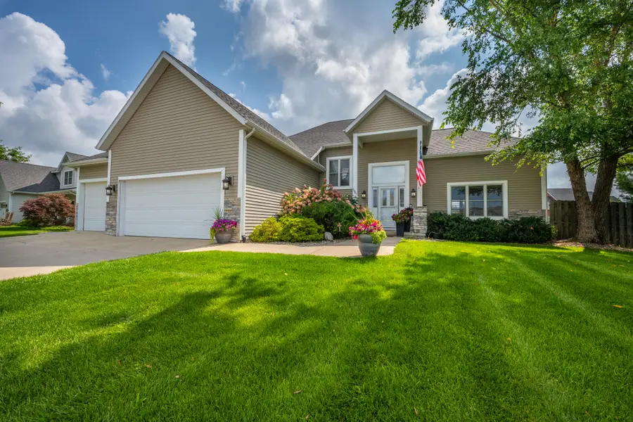 5901 Wabash Lane, Stevensville, MI 49127 - #2