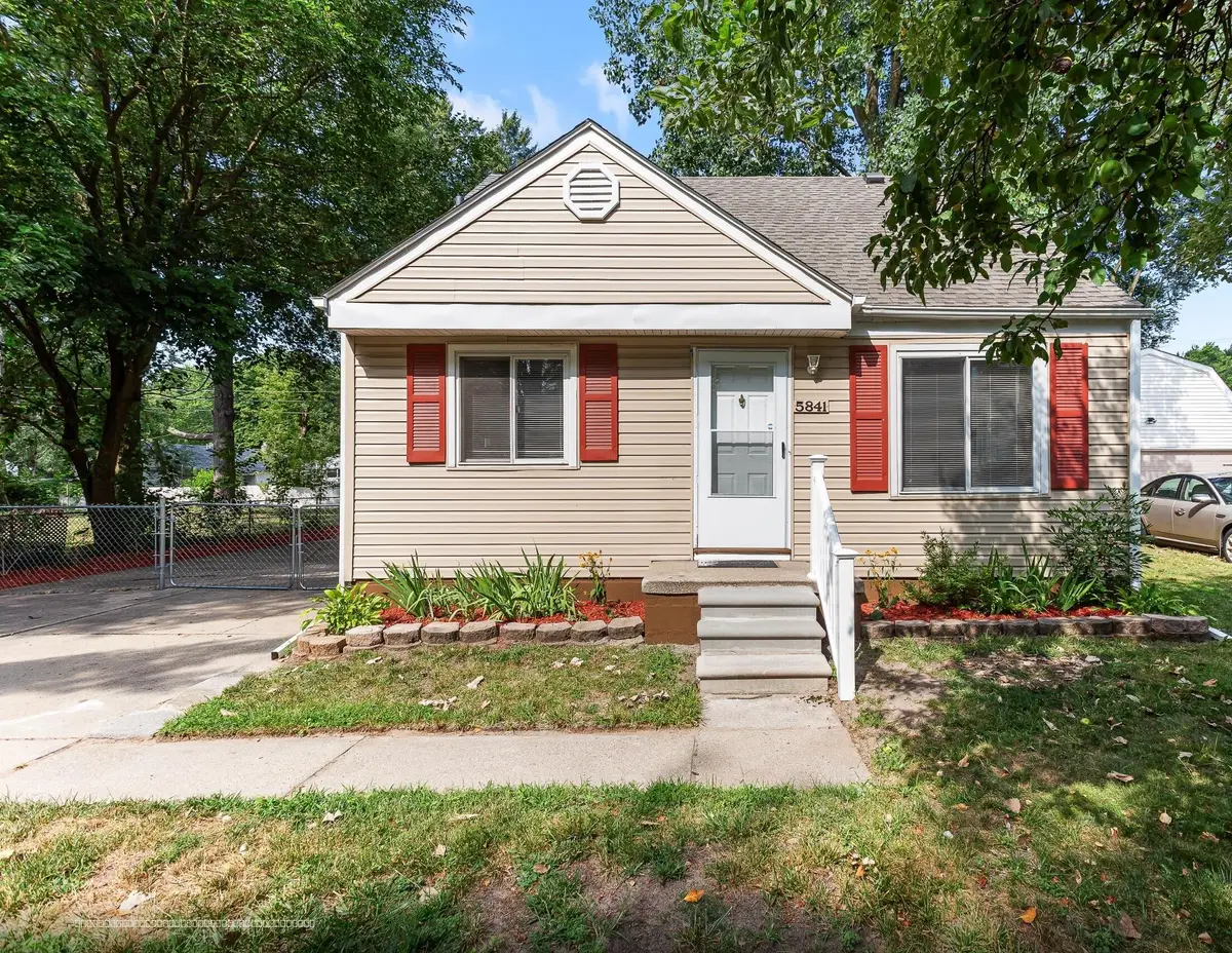 5841 N Walton Street, Westland, MI 48185 - #1