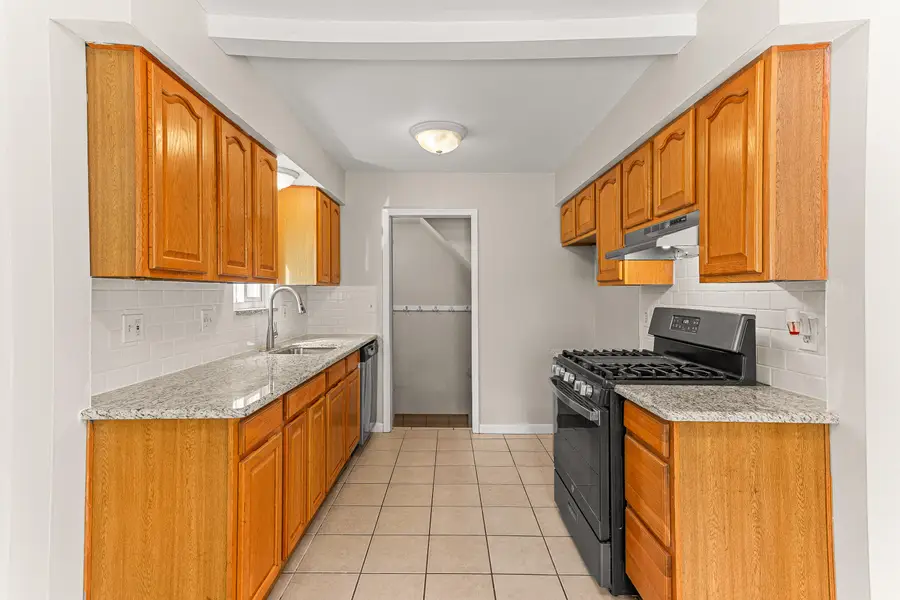 5841 N Walton Street, Westland, MI 48185 - #3