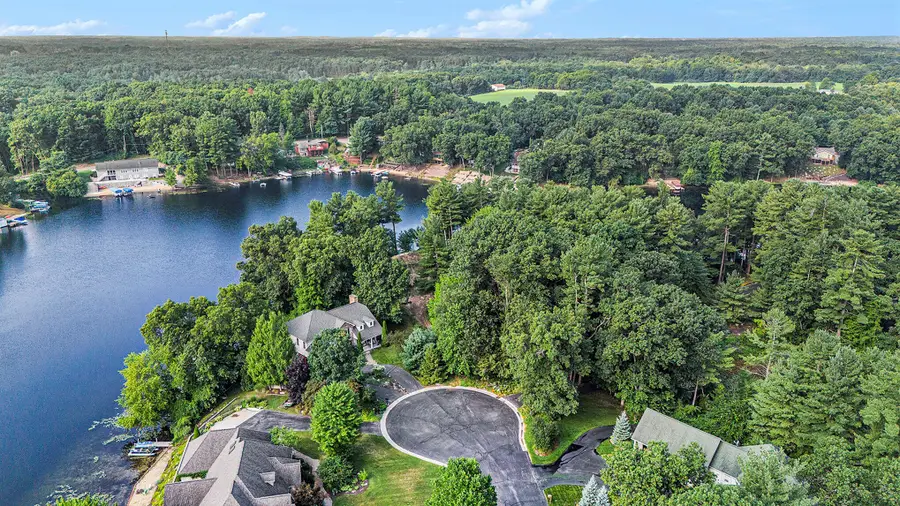12487 Horseshoe Drive Ne, Gowen, MI 49326 - #2