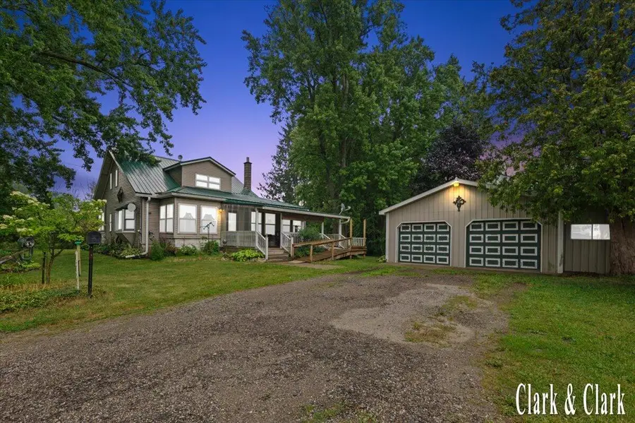 8727 N Amble Road, Howard City, MI 49329 - #2