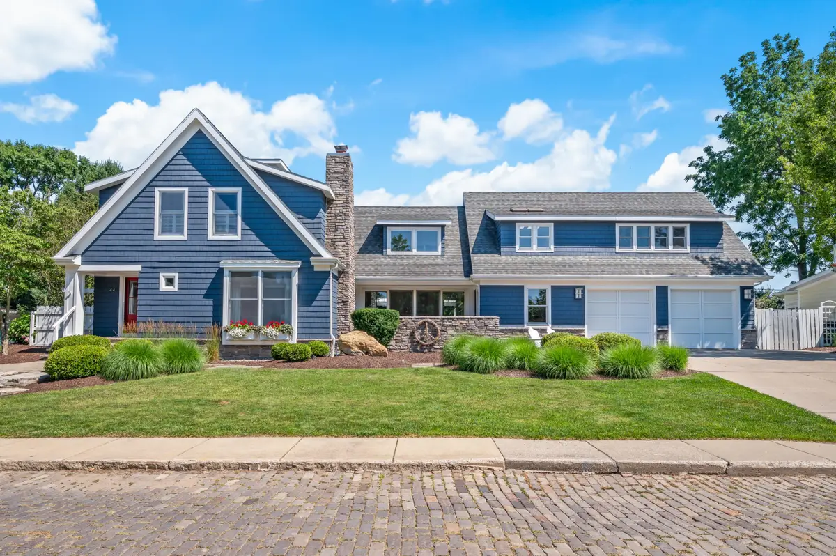 441 Ridgeway Street, Saint Joseph, MI 49085 - #1
