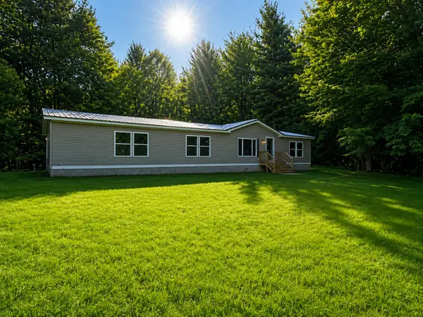 6242 E 88th Street, Newaygo, MI 49337