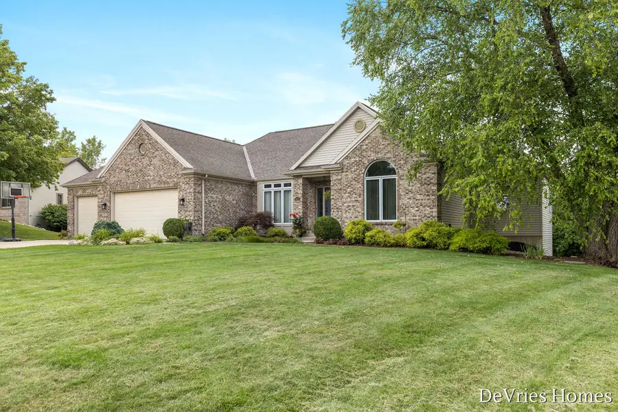 6311 Summerhill Drive, Hudsonville, MI 49426 - #3