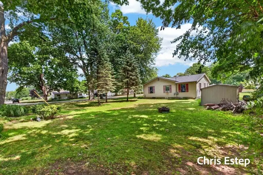 15288 Pruin Street, Spring Lake, MI 49456 - #2