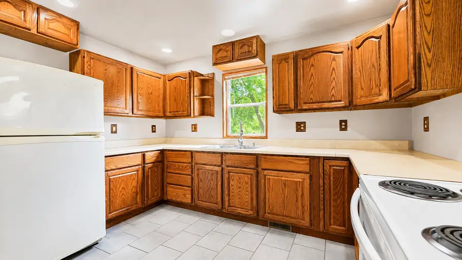 6278 Brooklyn Road, Jackson, MI 49201 - #2