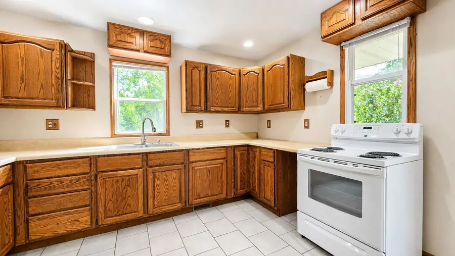 6278 Brooklyn Road, Jackson, MI 49201 - #3