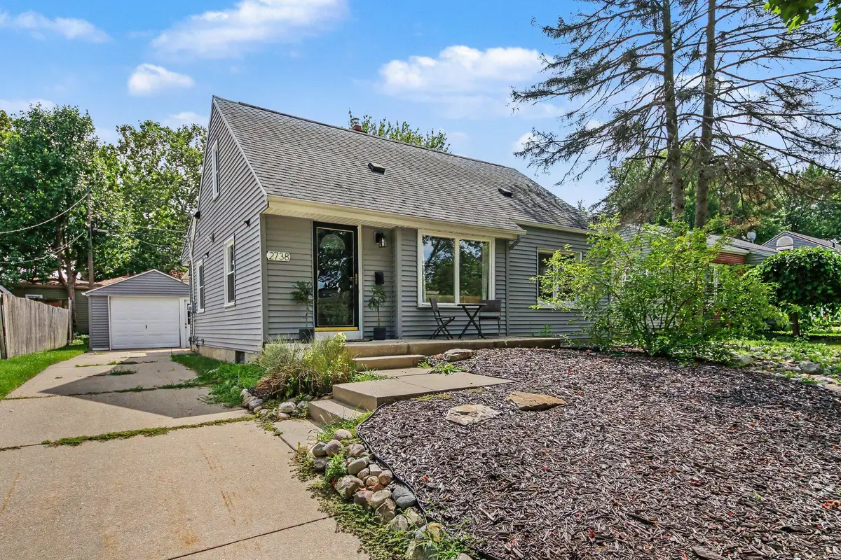 2738 Richards Drive Se, East Grand Rapids, MI 49506 - #1