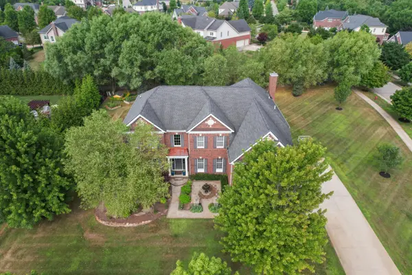 17629 Mystic Valley Court, Northville, MI 48168
