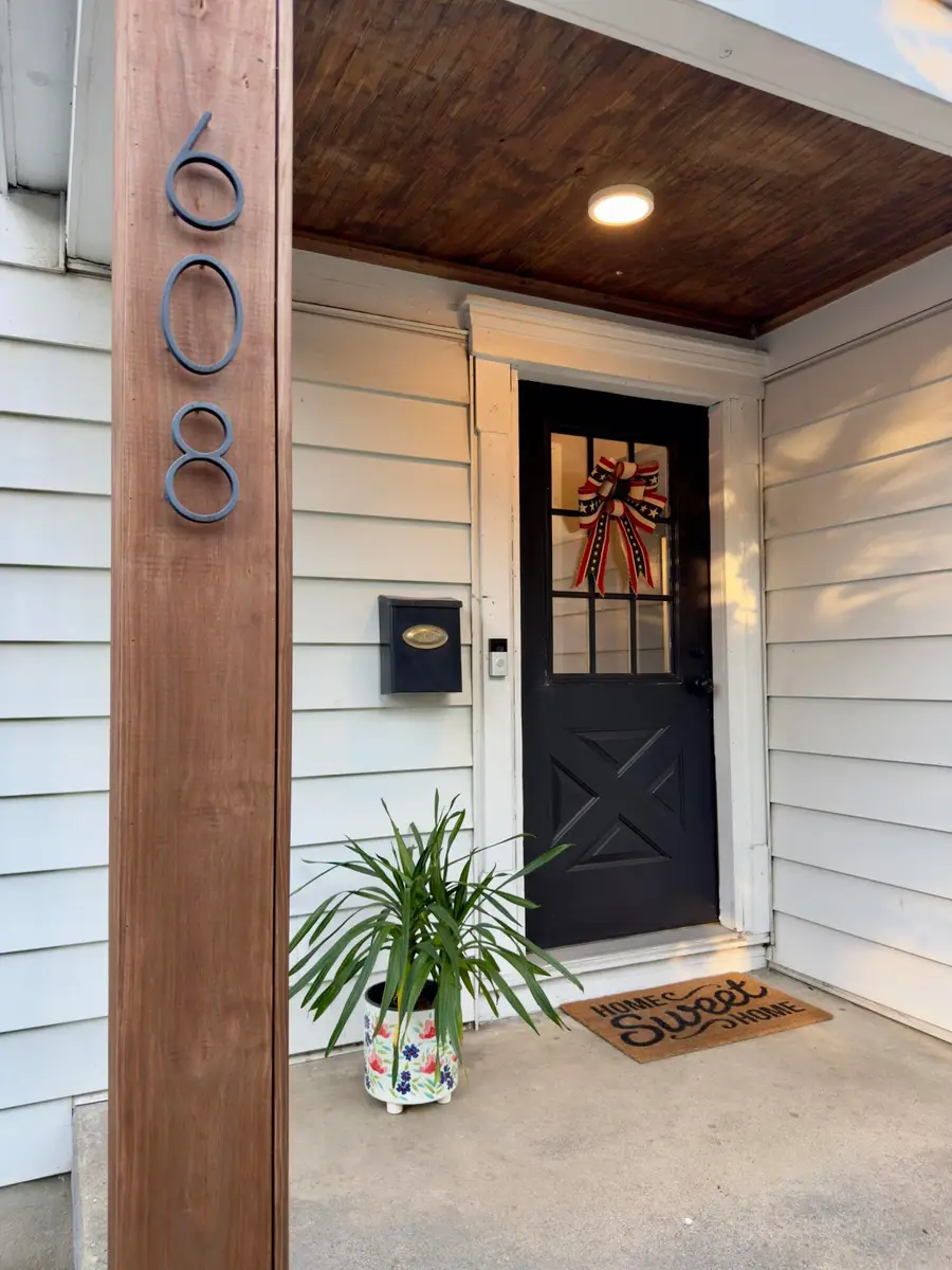 608 Garfield Avenue Nw, Grand Rapids, MI 49504 - #3