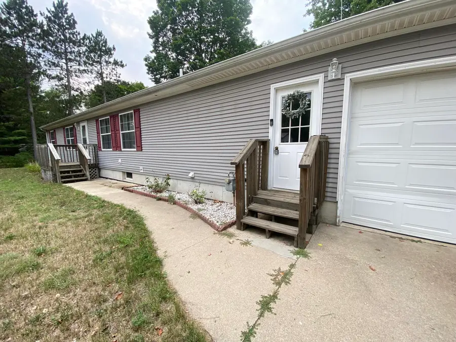 1551 E Pine Hill Avenue, White Cloud, MI 49349 - #2