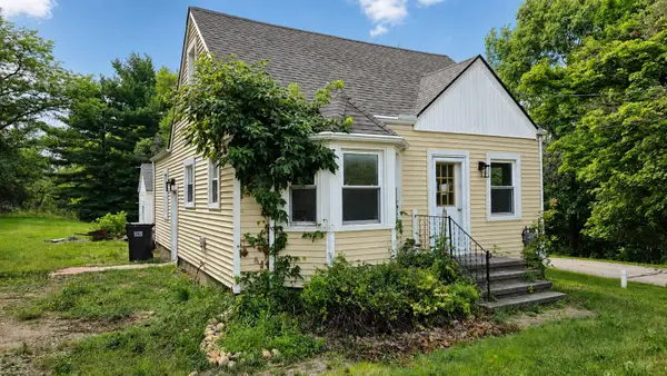 516 Ann Arbor Street, Manchester, MI 48158