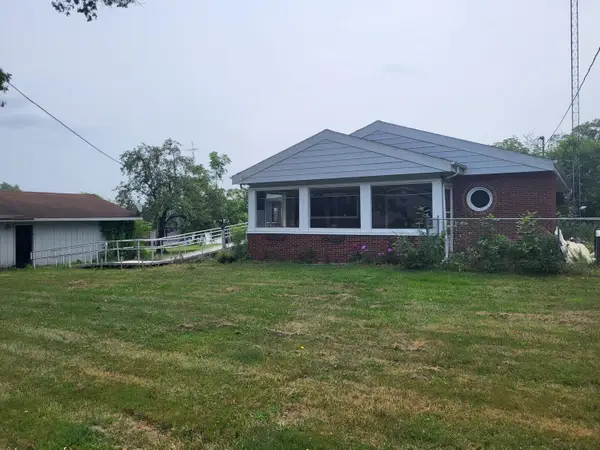 5939 Paw Paw Lake Road, Coloma, MI 49038
