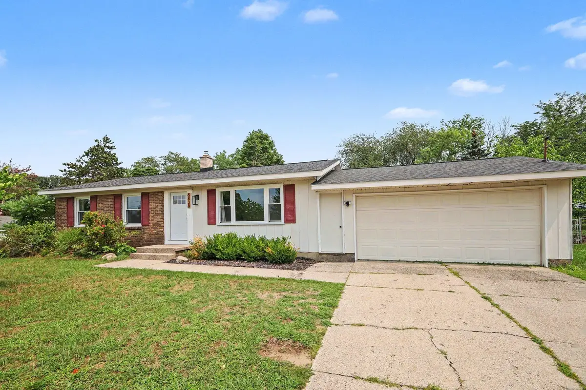 6838 Bonnie Avenue Se, Grand Rapids, MI 49508 - #1