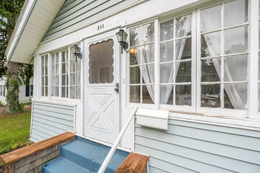 311 N Front Street, Dowagiac, MI 49047 - #3