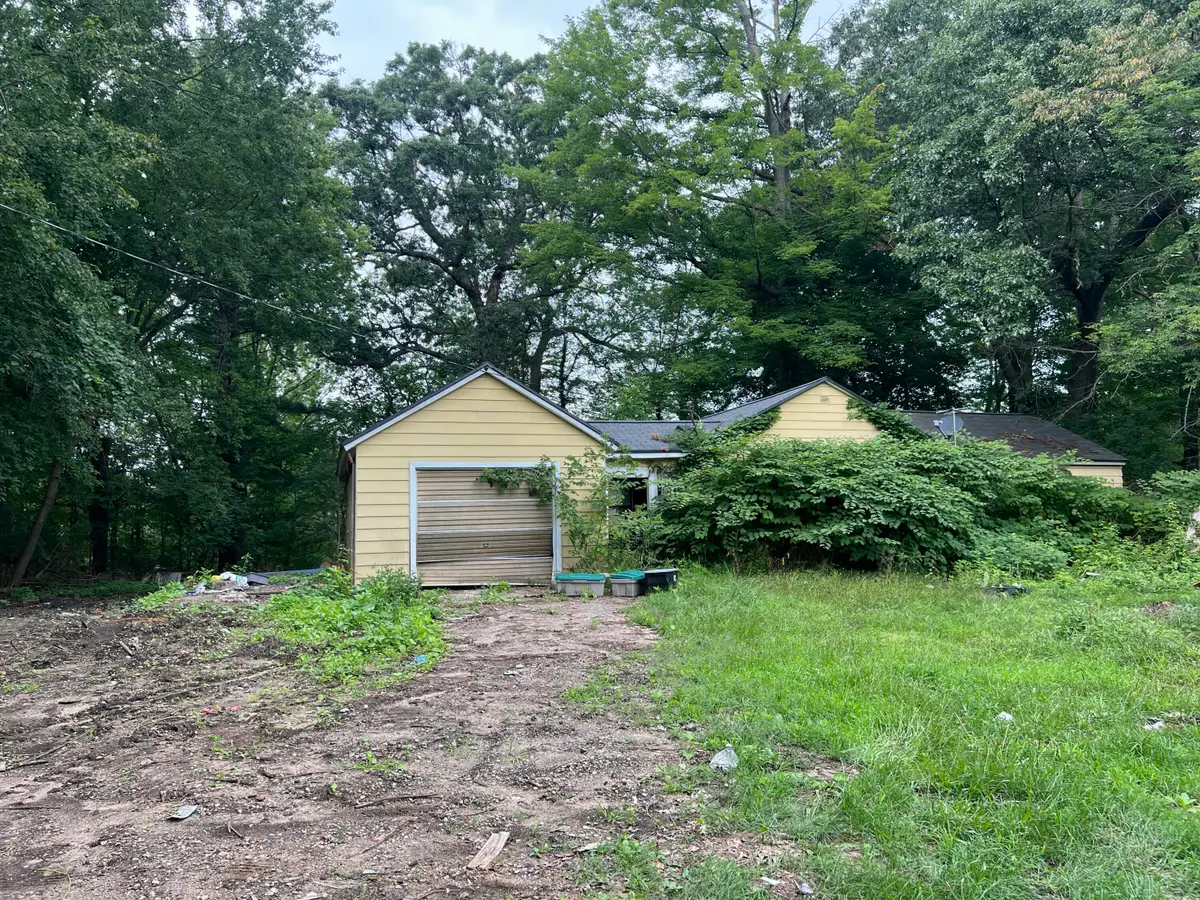 415 Wilson Avenue Sw, Walker, MI 49534 - #1