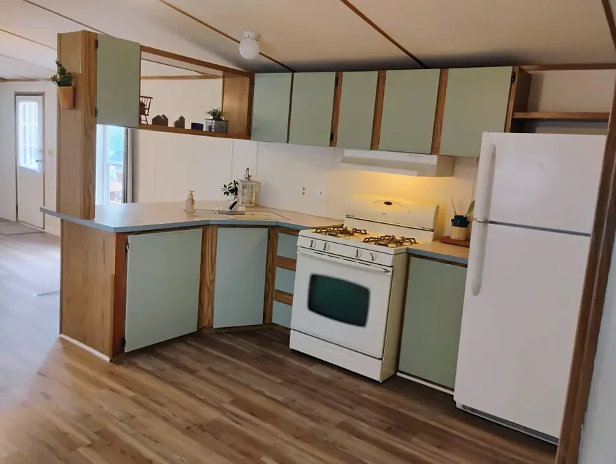 770 129th Avenue #23, Shelbyville, MI 49344 - #3