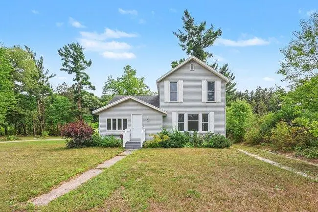937 W Giles Road, Muskegon, MI 49445 - #1