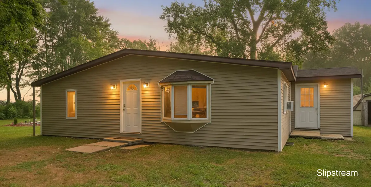 1401 S Miner Road, Crystal, MI 48818 - #1
