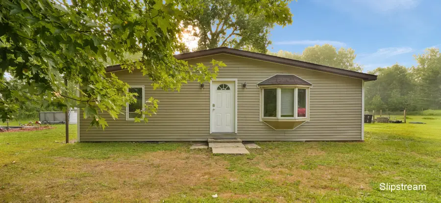 1401 S Miner Road, Crystal, MI 48818 - #2