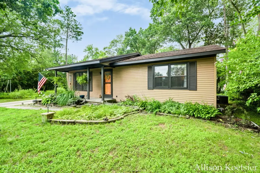 3609 Jupiter Avenue Ne, Grand Rapids, MI 49525 - #3