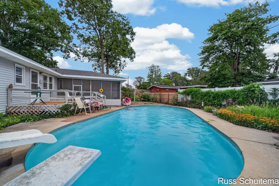 1501 Greenwich Road, Roosevelt Park, MI 49441 - #3