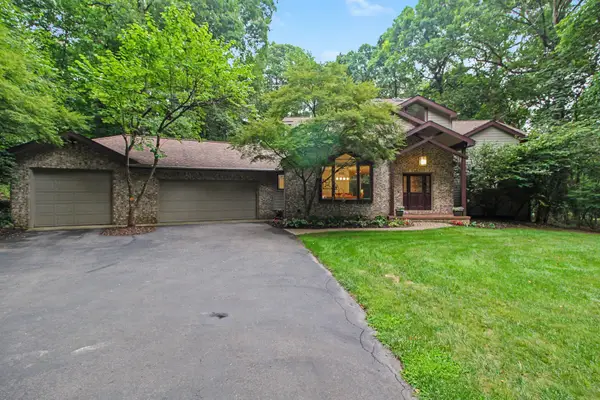 7493 Black Forest Drive, Dexter, MI 48130