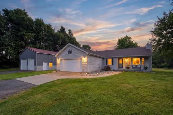 2777 Blackman Road, Jackson, MI 49201