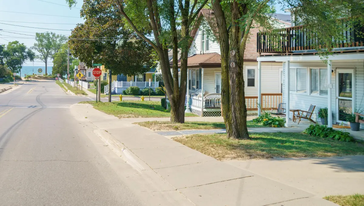 307 Park Street, Saint Joseph, MI 49085 - #1