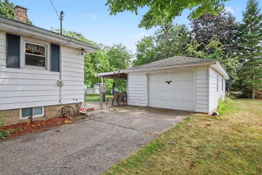 222 Woodrow Street, Fremont, MI 49412 - #3
