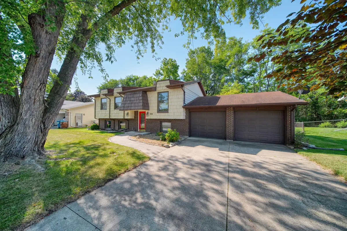 326 E Franklin Street, Clinton, MI 49236 - #1