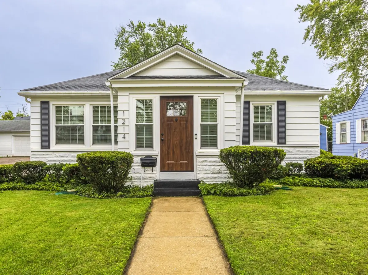1214 Mohawk Lane, Saint Joseph, MI 49085 - #1