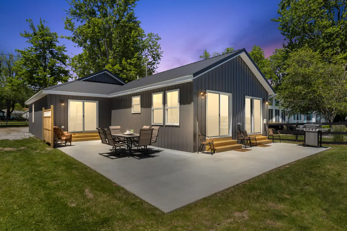 2751 Russell Drive, Wayland, MI 49348 - #1