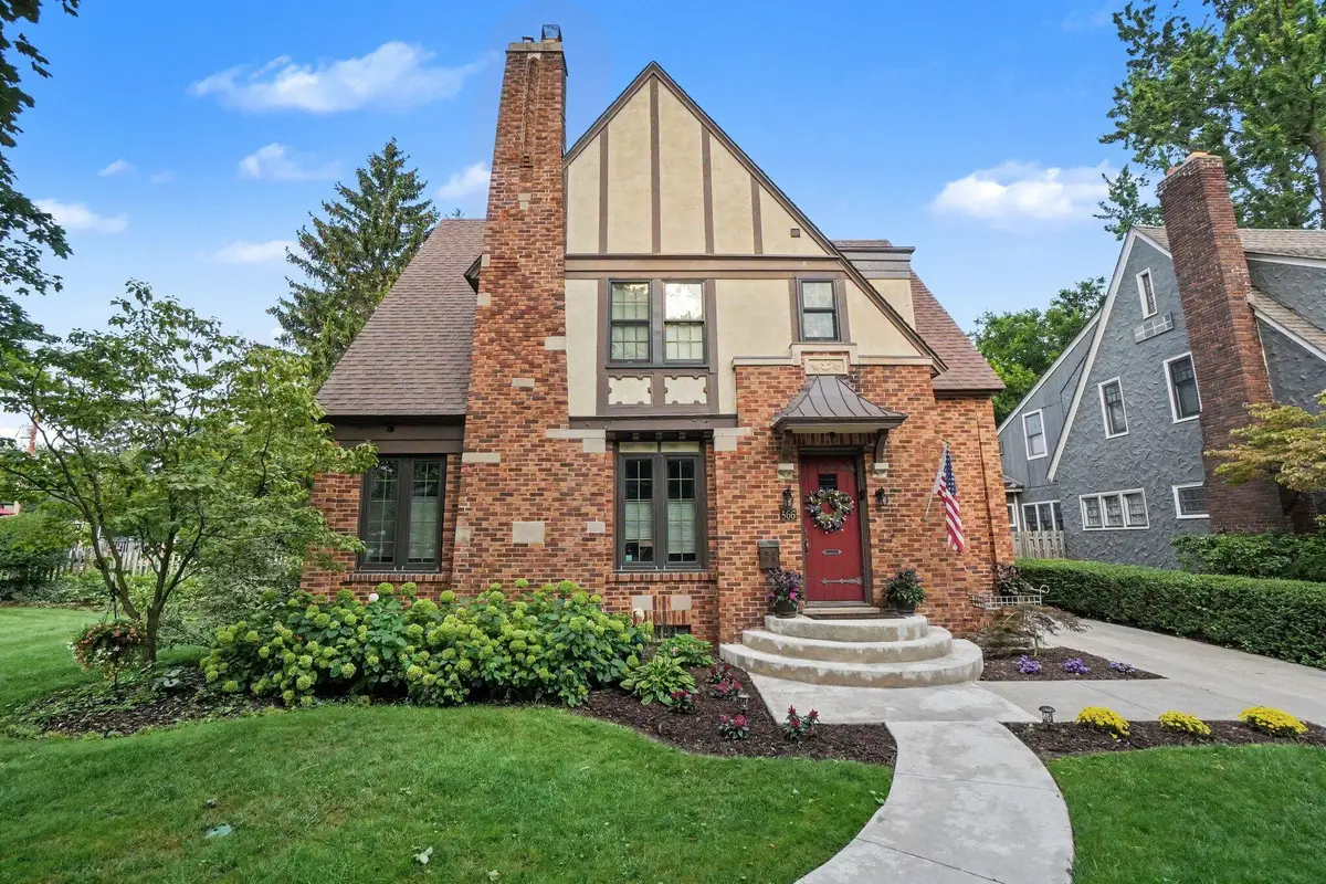 566 Lawndale Court, Holland, MI 49423 - #1