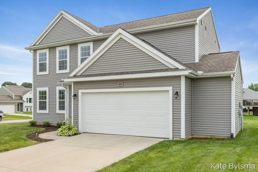 4614 Quaker Hill Court, Kentwood, MI 49512 - #3