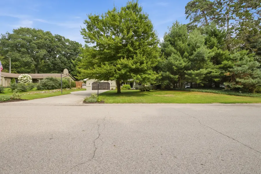 13172 Sikkema Drive, Grand Haven, MI 49417 - #3