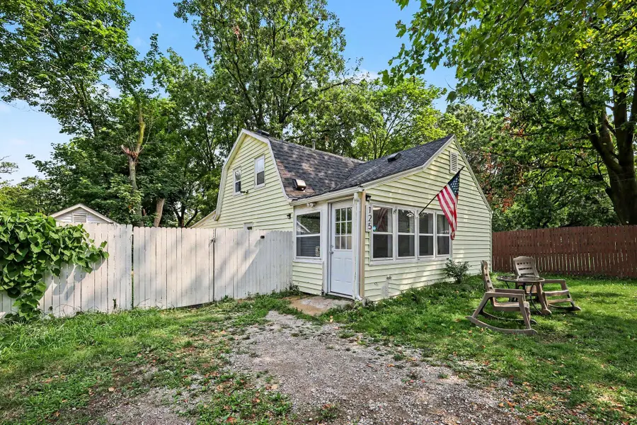 125 Maplelawn Street Se, Kentwood, MI 49548 - #2