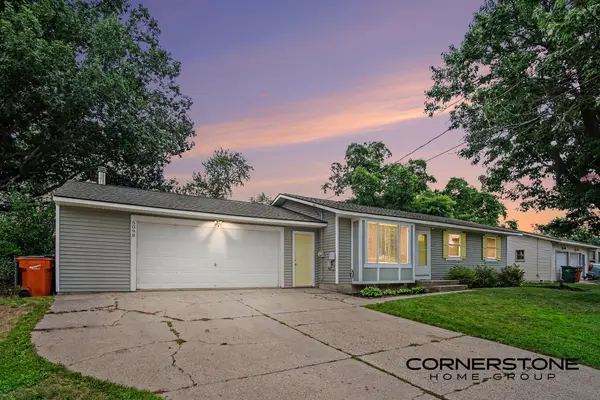 5098 Wallingford Drive Nw, Comstock Park, MI 49321