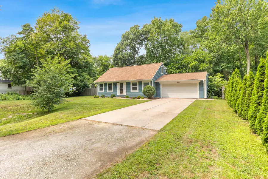 140 W Oak Street, Fruitport, MI 49415 - #3