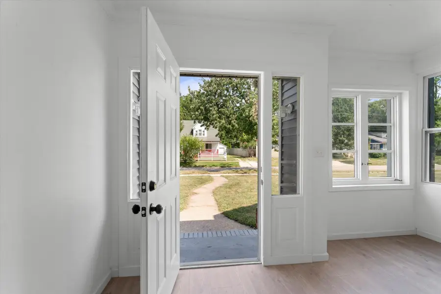 1118 Colfax Avenue, Benton Harbor, MI 49022 - #2