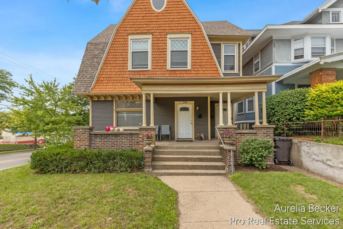 745 Prospect Avenue Se, Grand Rapids, MI 49503 - #1