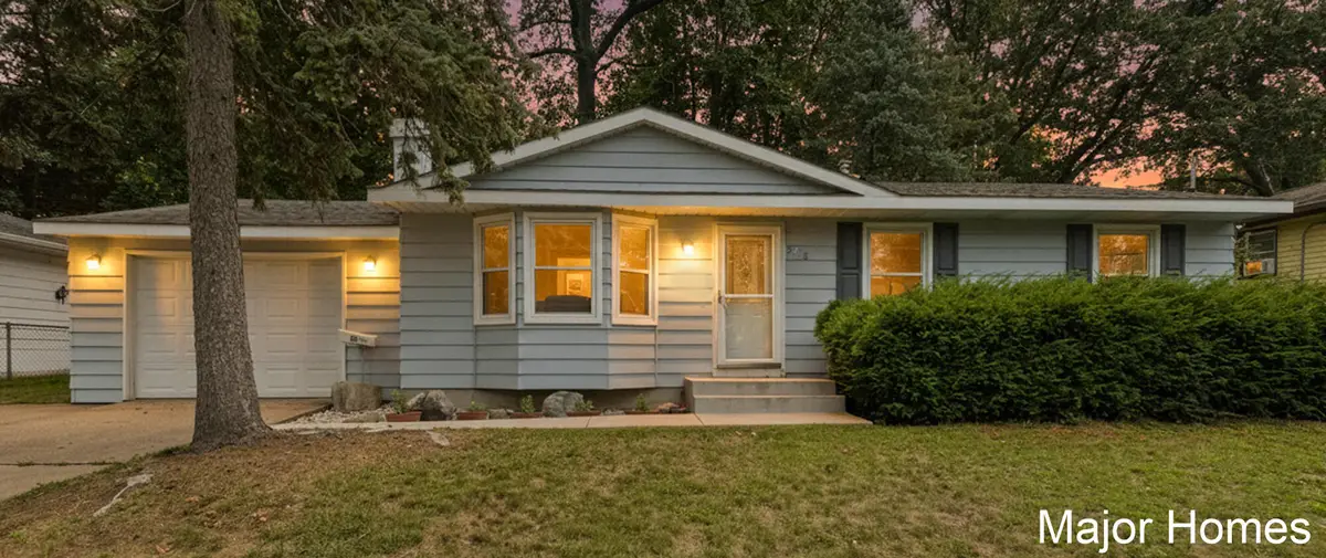 5738 Blaine Avenue Se, Kentwood, MI 49508 - #1